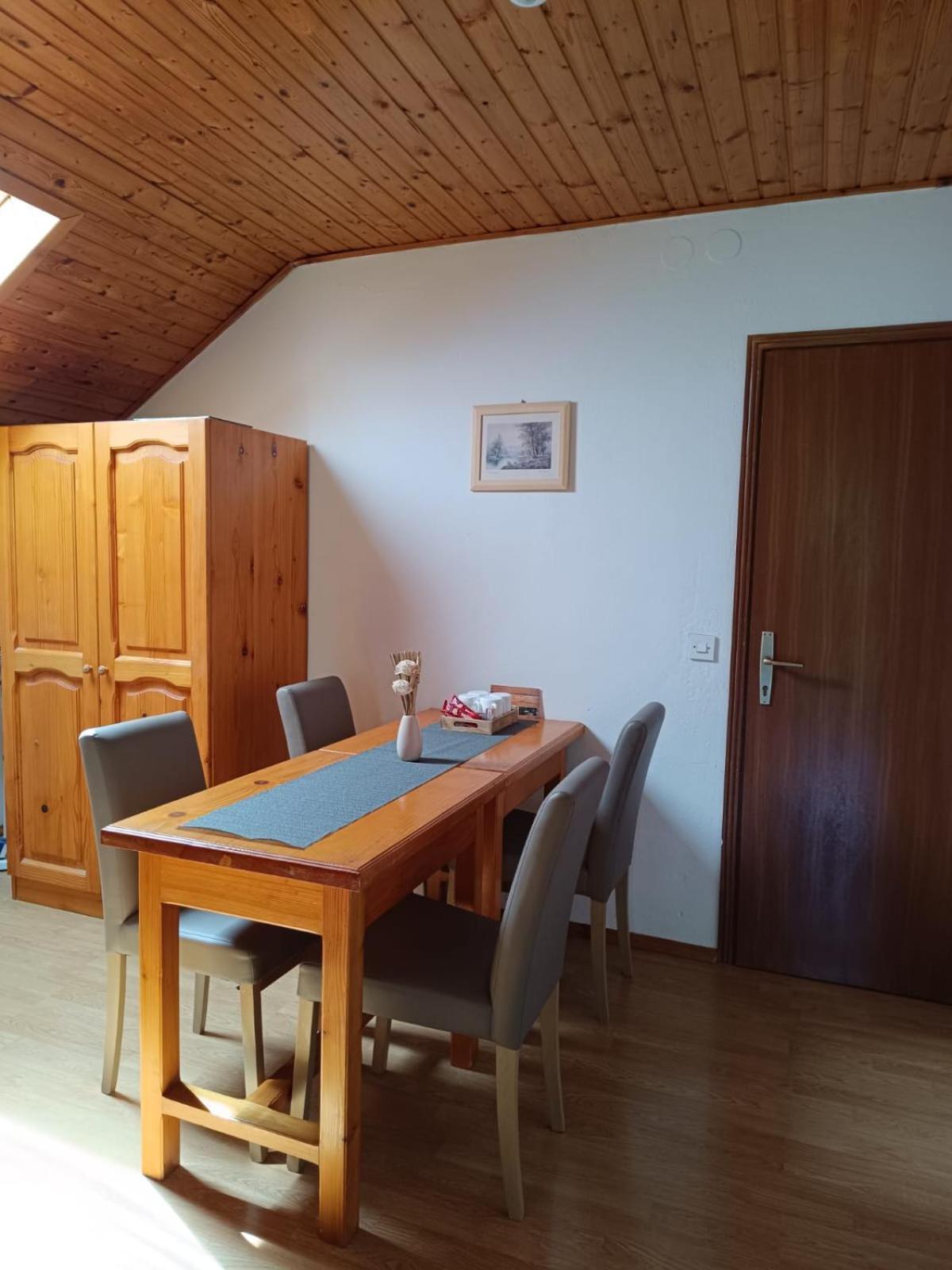 Guesthouse Mirko Hodak Селище Дрезницко Екстериор снимка